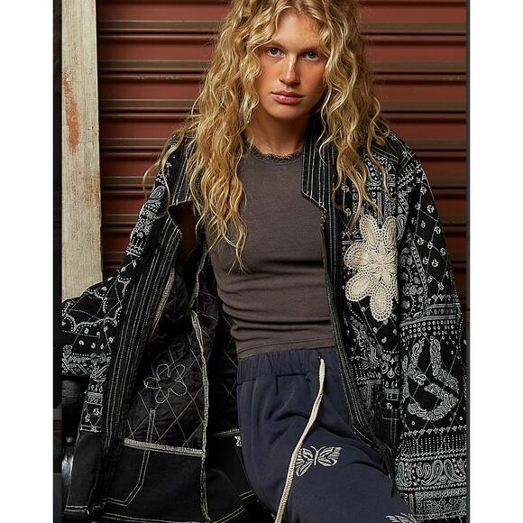 POL Black Quilted Paisley with Crochet Patches Open Pocket Jacket Small NEW - Picture 2 of 4